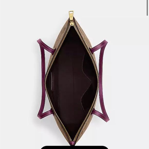 NWT - COACH - Zip Top Tote In Signature Canvas - Picture 4 of 5